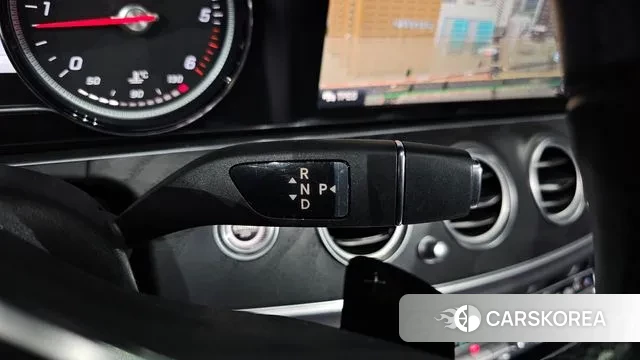 Mercedes-Benz E-Class W213 id 3568178 из Кореи 19