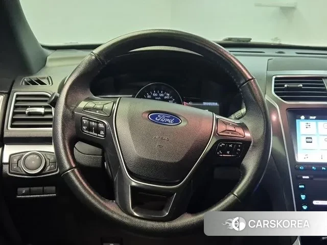 Ford Explorer id 3368589 из Кореи 19