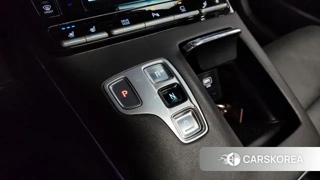 Hyundai The New Grandeur IG Hybrid id 3059330 из Кореи 19