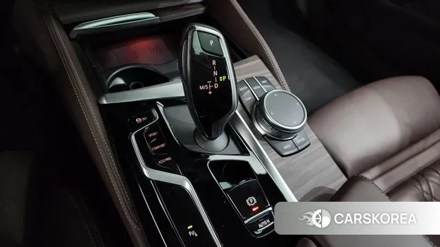 BMW 5 Series (G30) id 3519542 из Кореи 19