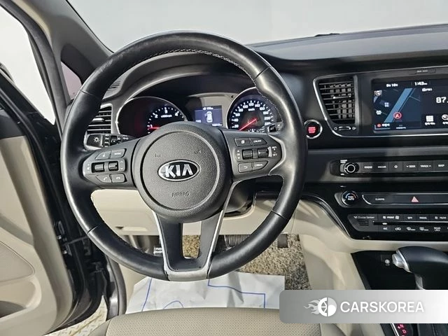 Kia The New Carnival id 4836525 из Кореи 17