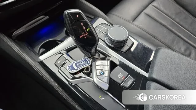 BMW 5 Series (G30) id 2941474 из Кореи 19