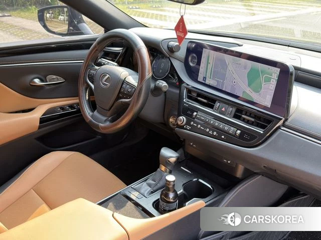 Lexus ES id 4333777 из Китая 20