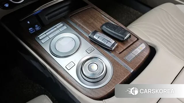 Genesis G80 (RG3) id 3646248 из Кореи 19