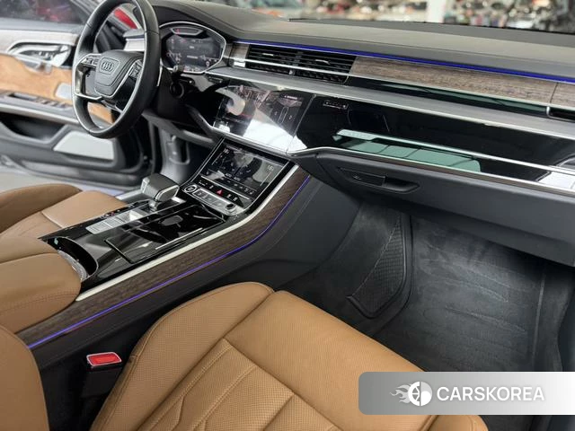 Audi A8 id 4272143 из Китая 21
