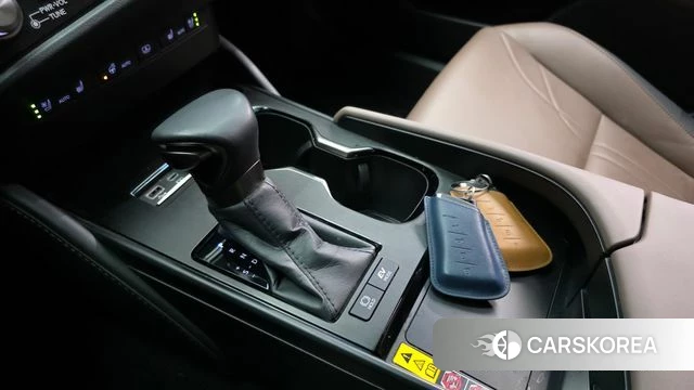 Lexus ES300h 7th generation id 3909763 из Кореи 19