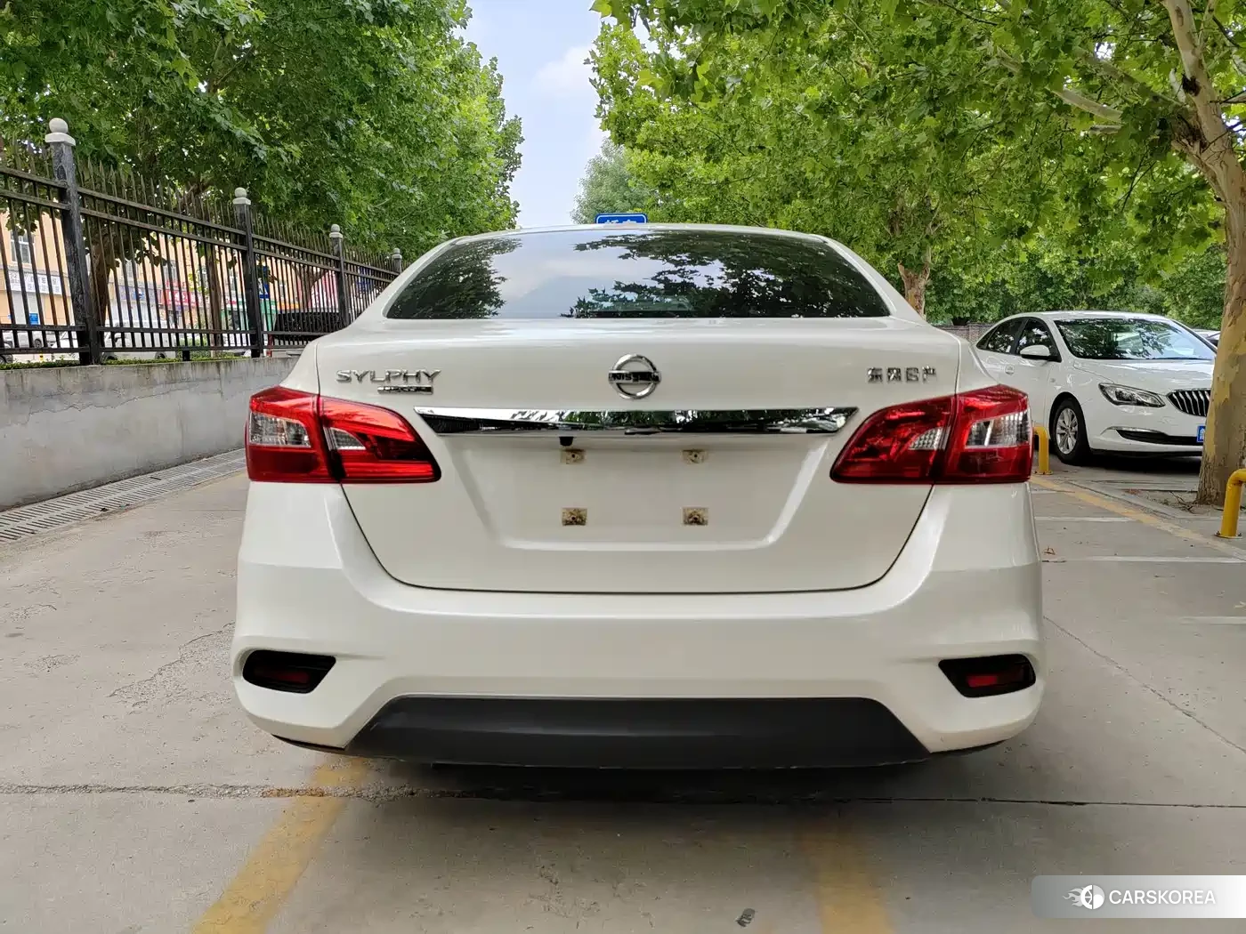Nissan Sylphy id 4601819 из Китая 9