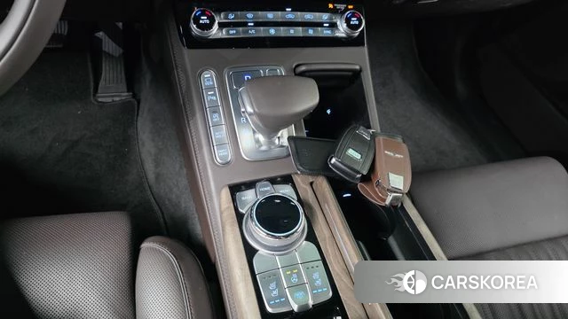 Genesis G90 id 4632796 из Кореи 19
