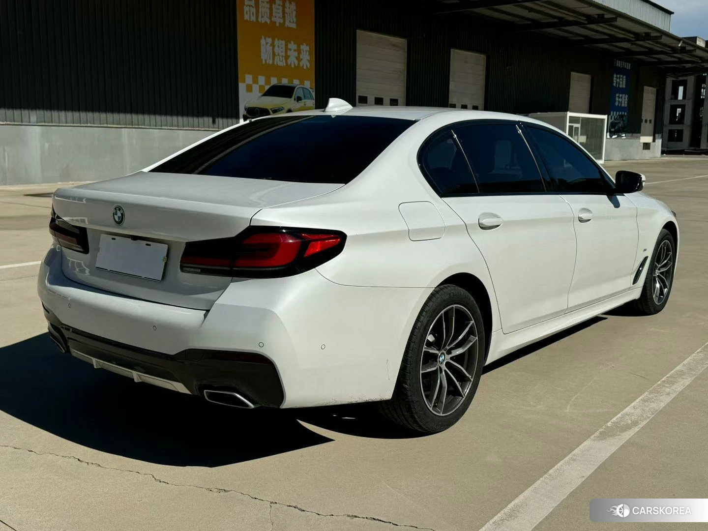 BMW 5 series id 4486285 из Китая 9