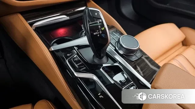 BMW 5 Series (G30) id 3394530 из Кореи 19