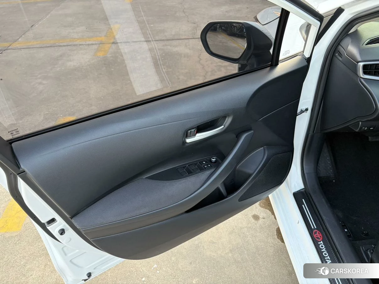 Toyota Corolla id 4492976 из Китая 18