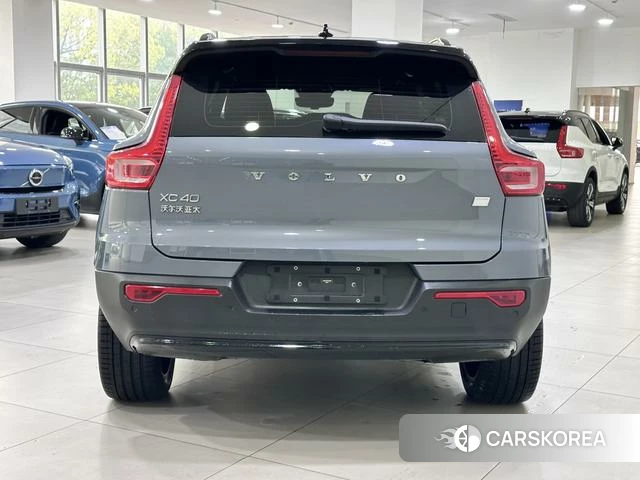 Volvo XC40 EV id 4182476 из Китая 17