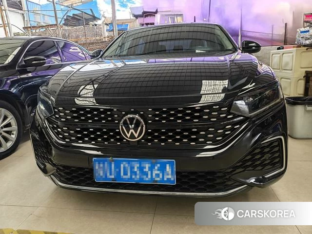 Volkswagen Passat id 4259735 из Китая 9