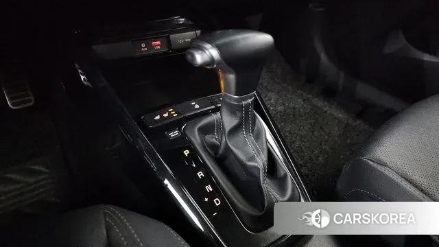 Kia Stonic id 3631813 из Кореи 19