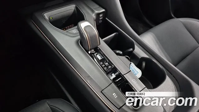 Toyota Crown Crossover id 2919927 из Кореи 19