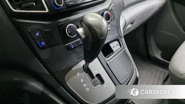 Hyundai The New Grand Starex id 3577938 из Кореи 19