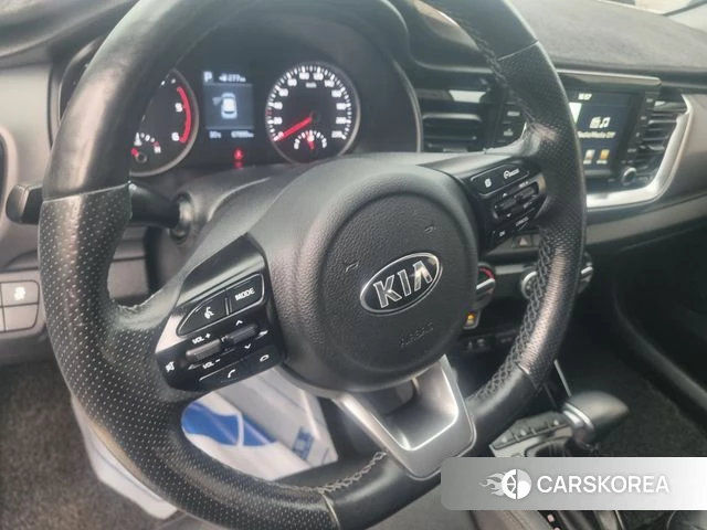 Kia Stonic id 4513258 из Кореи 14