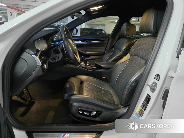 BMW 5 Series (G30) id 3889344 из Кореи 19