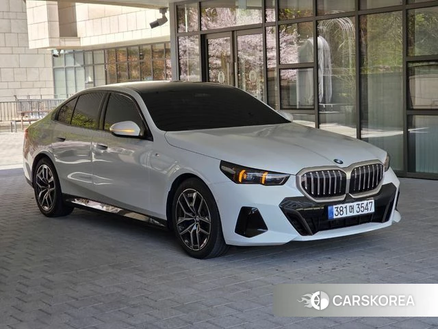 BMW 5 Series (G60) id 3896398 из Кореи 19