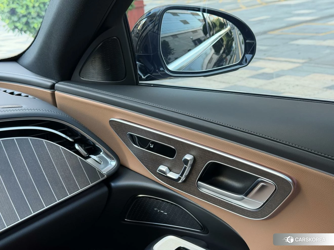 Mercedes-Benz E-class id 4407388 из Китая 23
