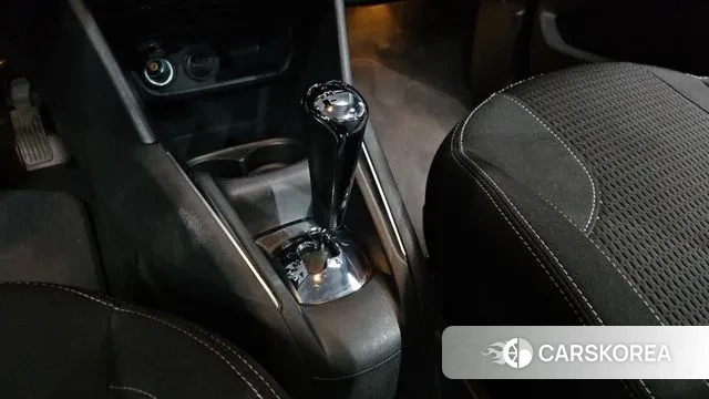 Peugeot 208 id 3627270 из Кореи 19