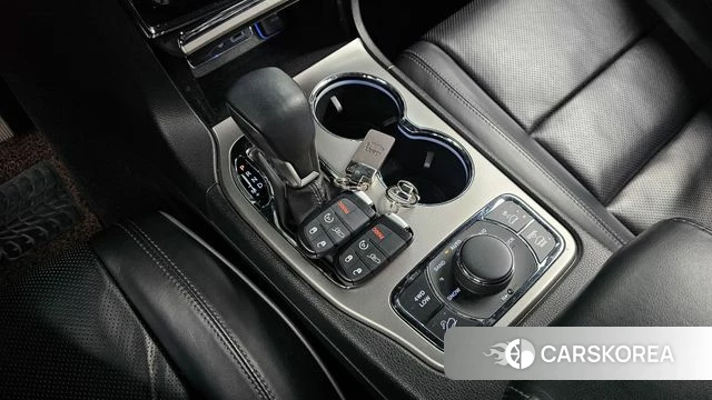 Jeep Grand Cherokee id 4377887 из Кореи 29