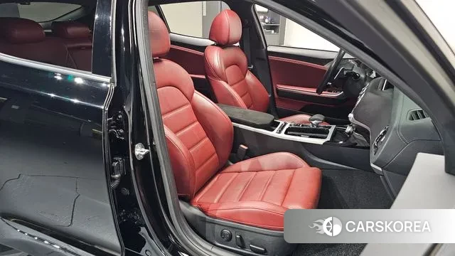 Kia Stinger id 3060328 из Кореи 19