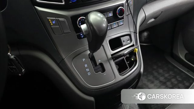 Hyundai The New Grand Starex id 4625418 из Кореи 29