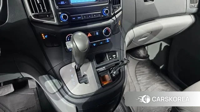 Hyundai The New Grand Starex id 3368745 из Кореи 19