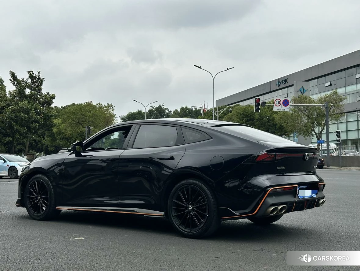 Chang'an UNI-V id 4407340 из Китая 10