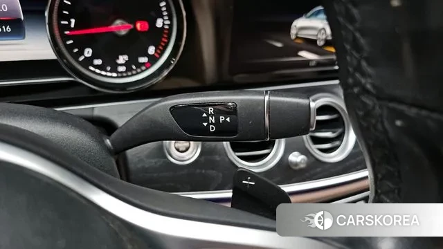 Mercedes-Benz E-Class W213 id 3009078 из Кореи 19