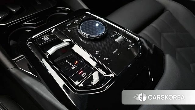 BMW 5 Series (G60) id 4185665 из Кореи 31