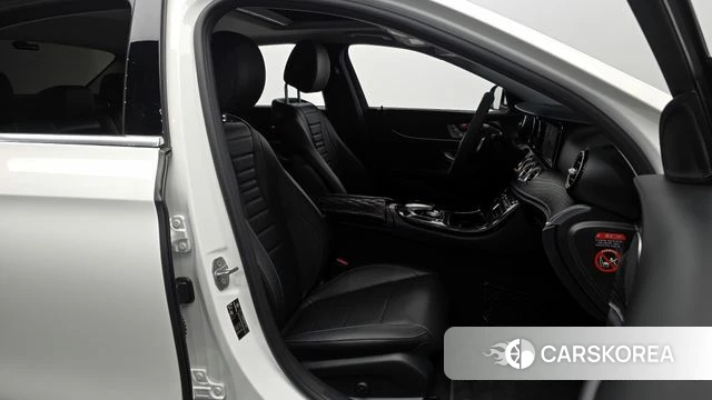 Mercedes-Benz E-Class W213 id 3867635 из Кореи 19