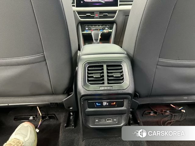 Volkswagen Tiguan L id 4272727 из Китая 19
