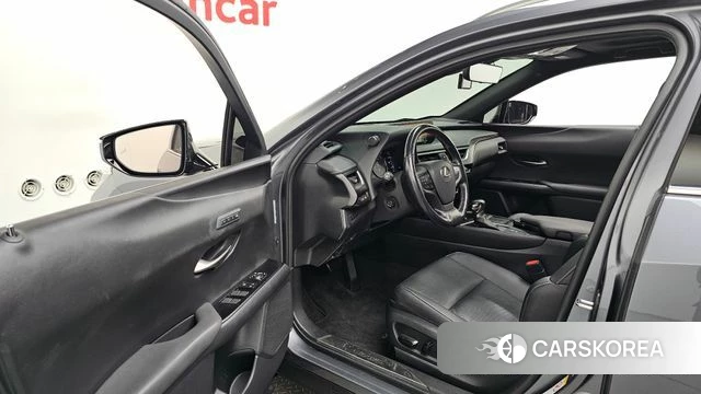 Lexus UX250h id 4459292 из Кореи 32