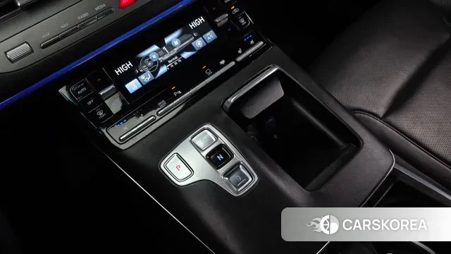 Hyundai The New Grandeur IG id 3551770 из Кореи 19