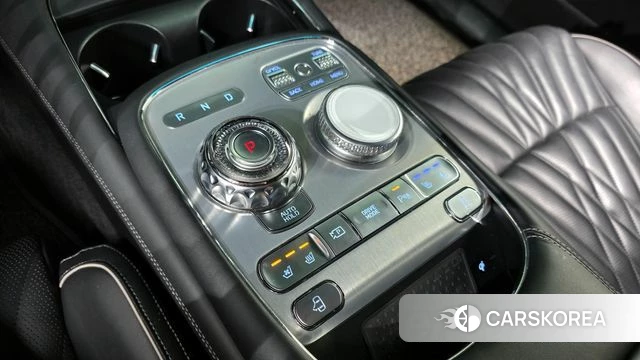 Genesis G90 (RS4) id 3832844 из Кореи 19