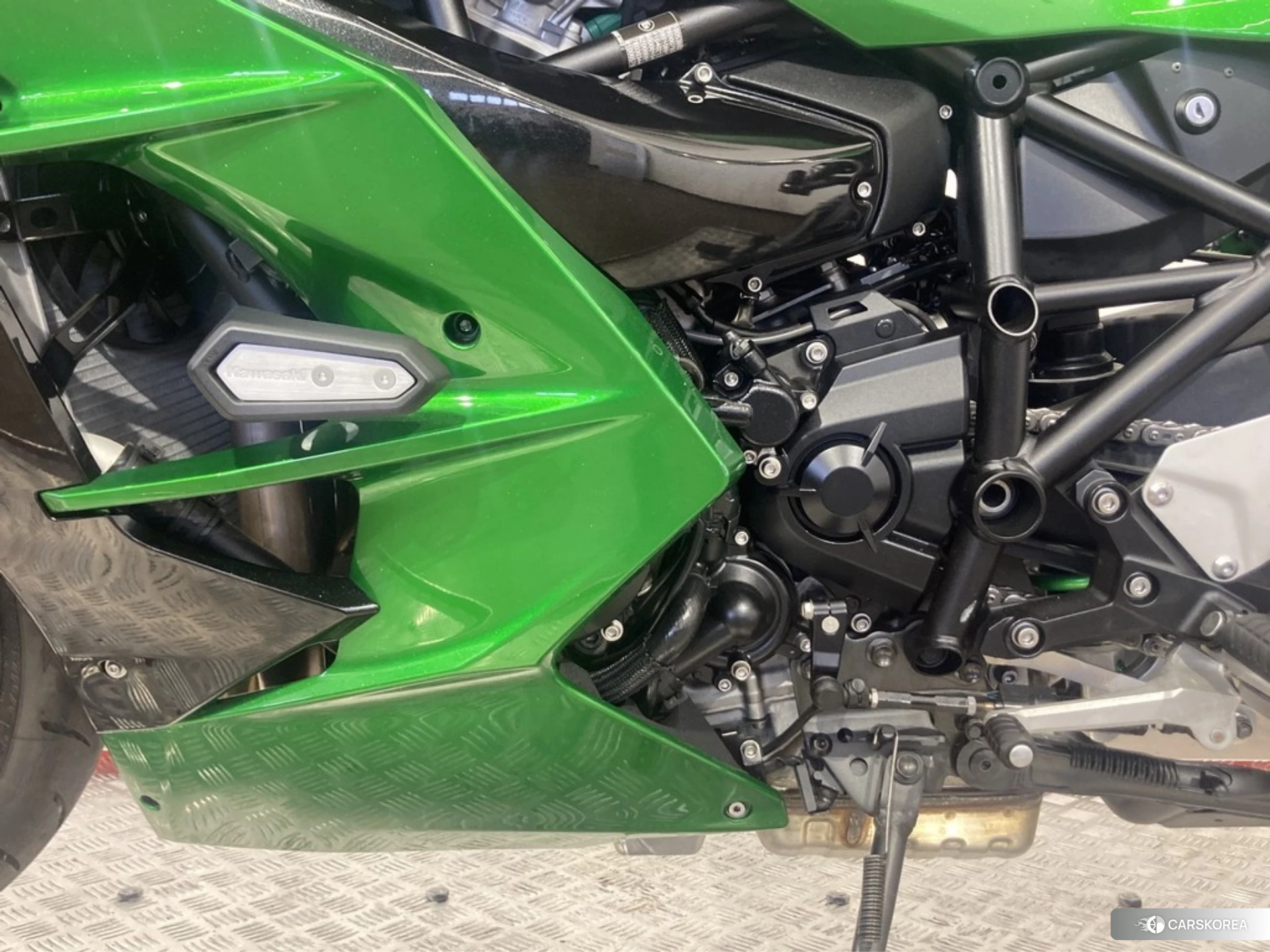 Kawasaki NINJA H2 SX SE id 4373852 из Японии 29