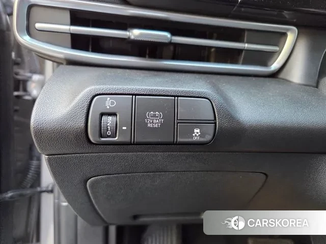 Hyundai The New Avante Hybrid (CN7) id 3273045 из Кореи 19