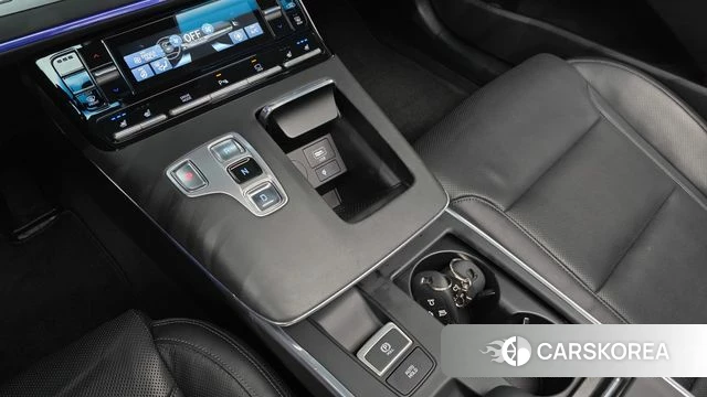 Hyundai The New Grandeur IG Hybrid id 3859315 из Кореи 19