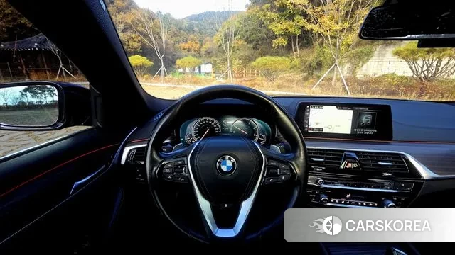 BMW 5 Series (G30) id 3363146 из Кореи 19