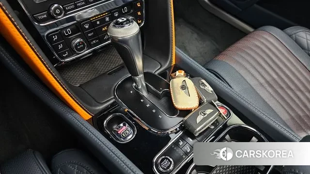 Bentley Flying Spur 2nd Generation id 3039371 из Кореи 19