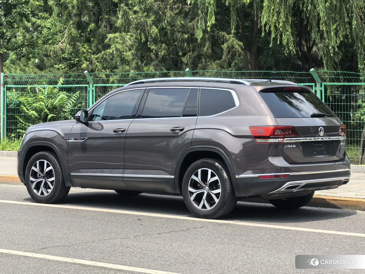 Volkswagen Tourang id 4513621 из Китая 16