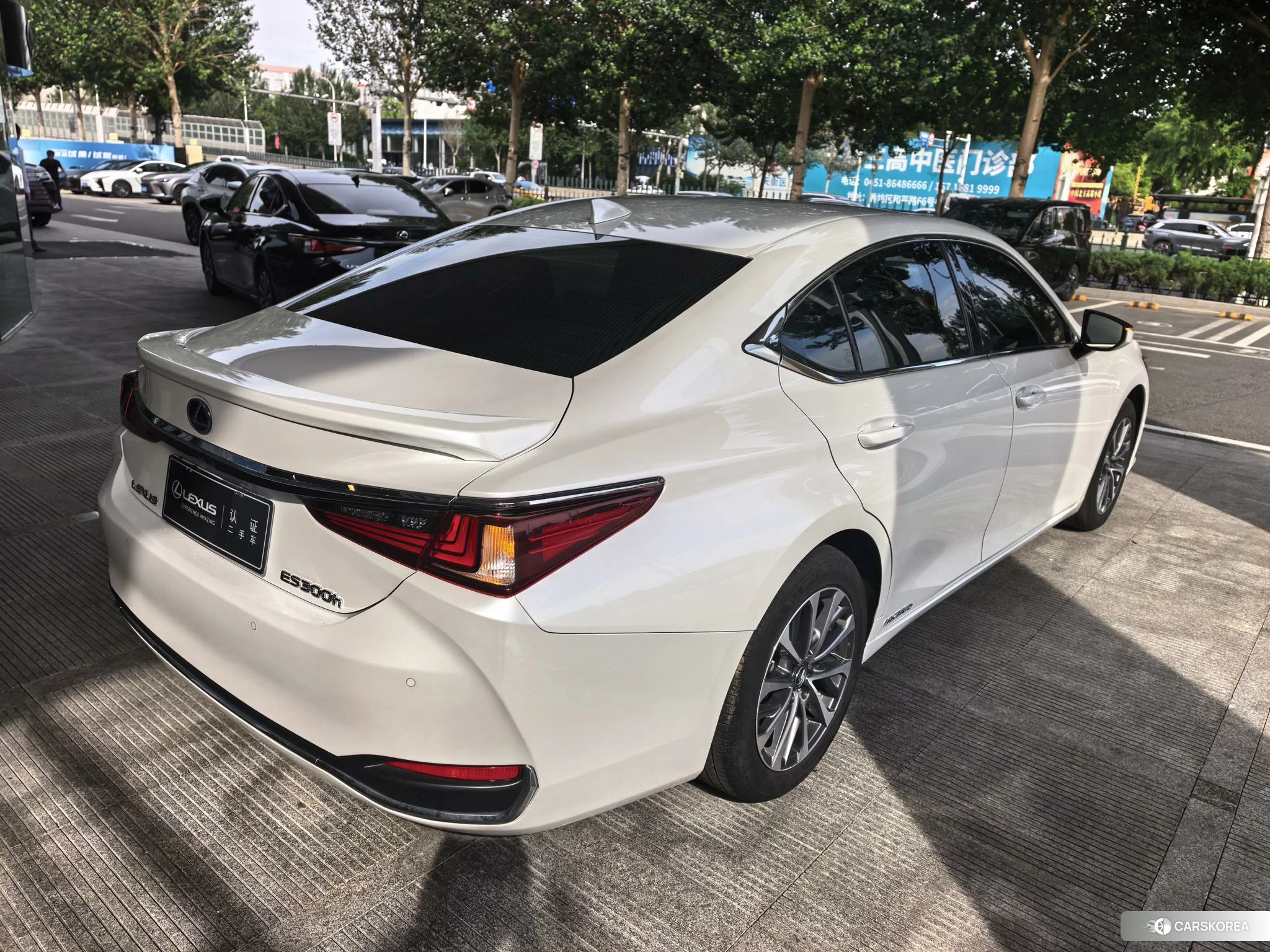 Lexus ES id 4512669 из Китая 9
