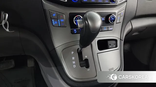 Hyundai The New Grand Starex id 3013423 из Кореи 19