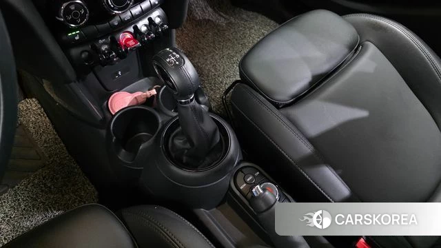 Mini Cooper id 4250953 из Кореи 29