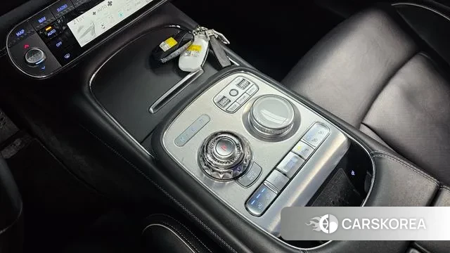 Genesis G90 (RS4) id 3770649 из Кореи 19