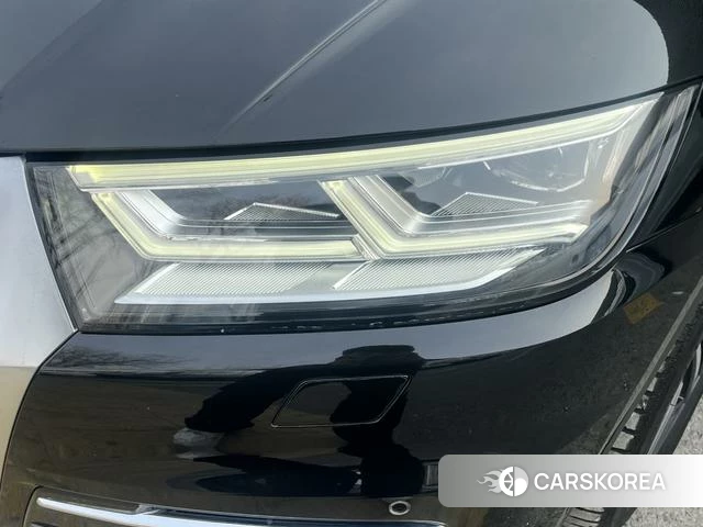 Audi Q5L id 4210691 из Китая 19
