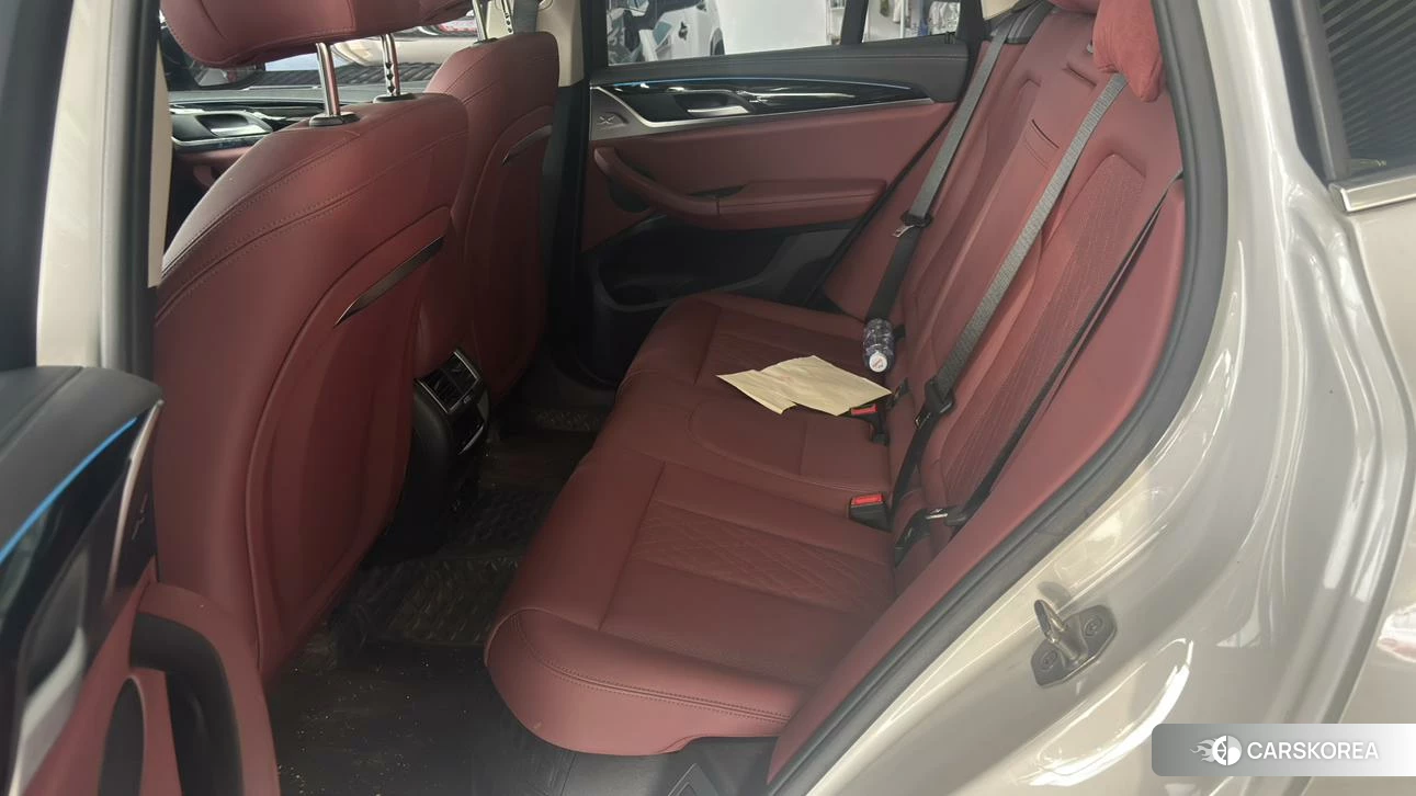 BMW X3 id 4467860 из Китая 9