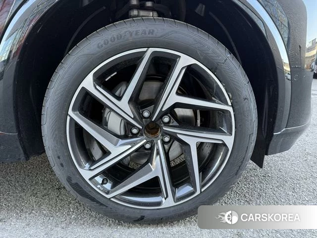 Audi Q6L e-tron id 4271429 из Китая 13